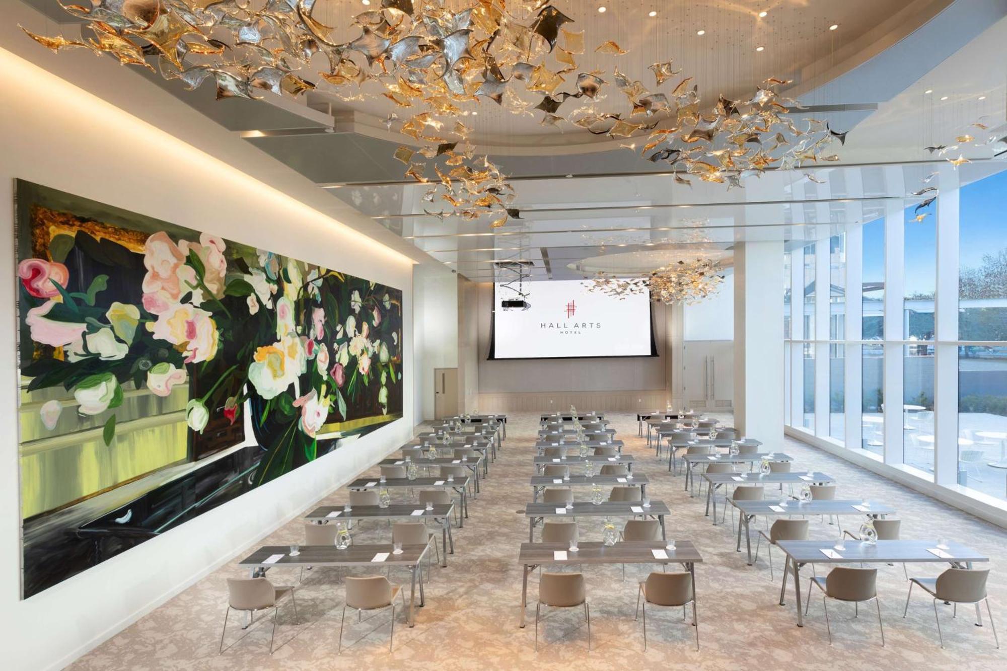 Hall Arts Hotel Dallas, Curio Collection By Hilton Bagian luar foto